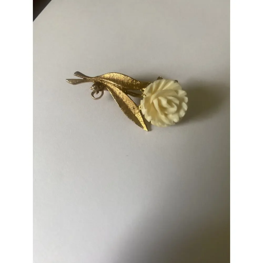 Vintage White Rose Pin Gold Tone Rhinestone Accent Nature Garden Trees Flowers
